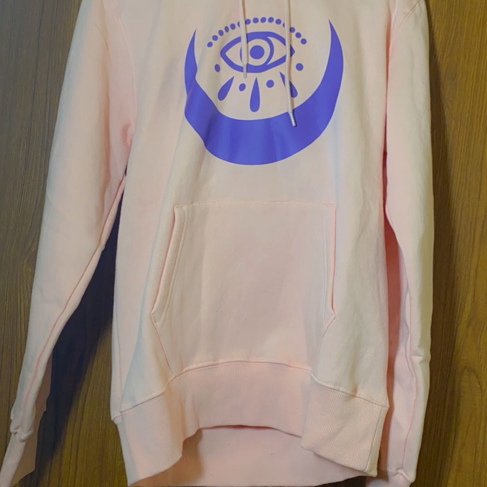 Souly Eunique Small Graphic Pink Hoodie with Purple Design